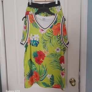 Fashion Nova Men Lime Green Tropical Floral V-Neck Tank